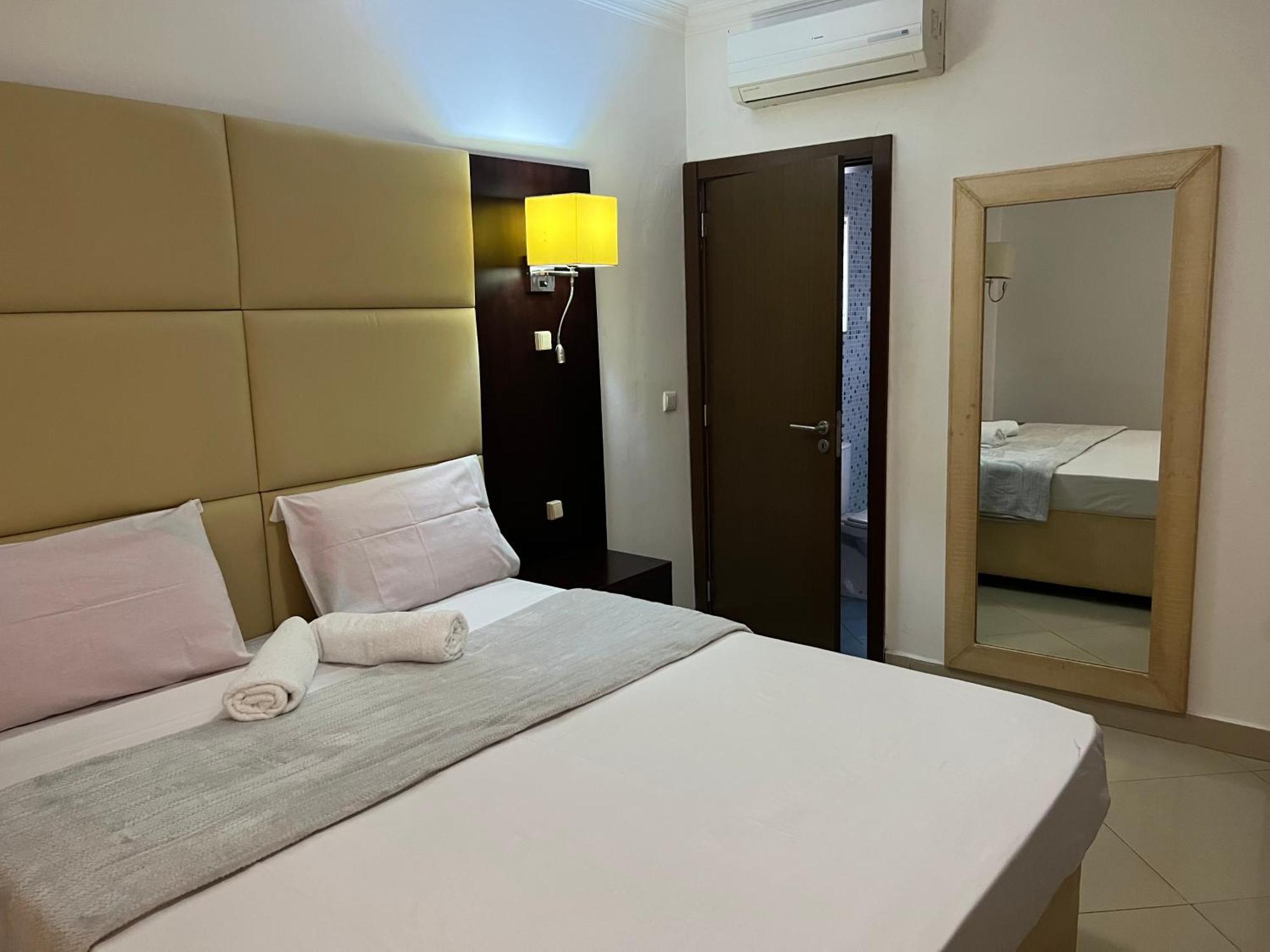 Guest House La Plaza Luanda Eksteriør bilde